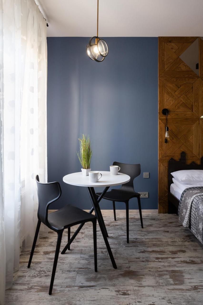 Lion King Danyla 1 Apartment Lviv Ngoại thất bức ảnh